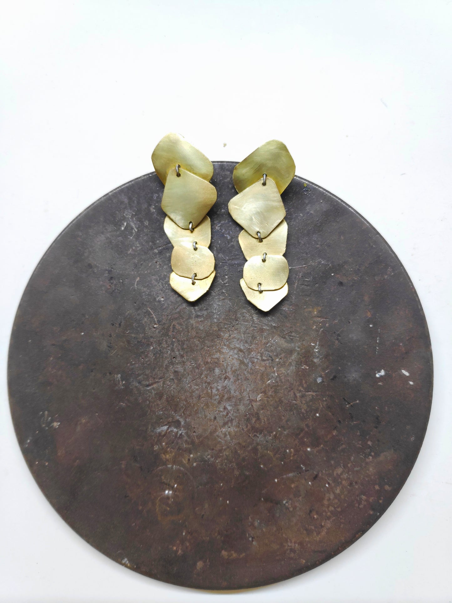 Golden pebbles
